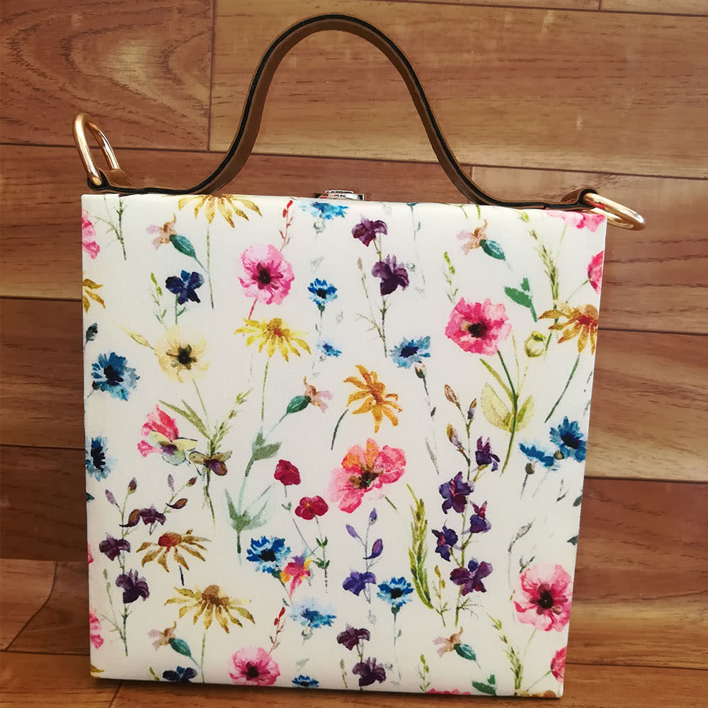 Adorable Floral Sketch Handbag Winni 
