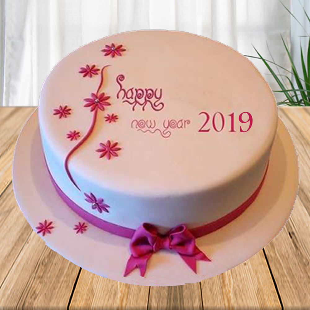 Order Online New Year Vanilla Cake Half kg - Winni.in | Winni.in