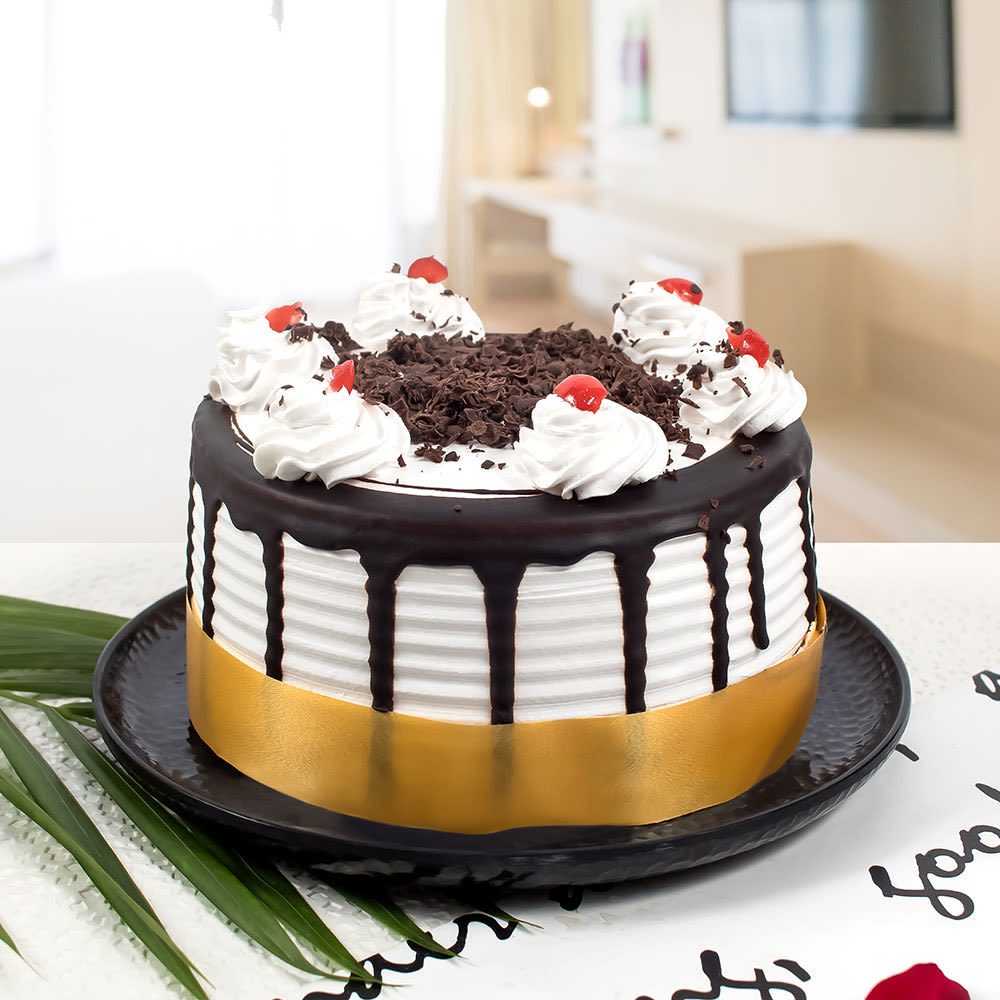 Order Online Special Black Forest Cake Half kg - Winni.in | Winni.in