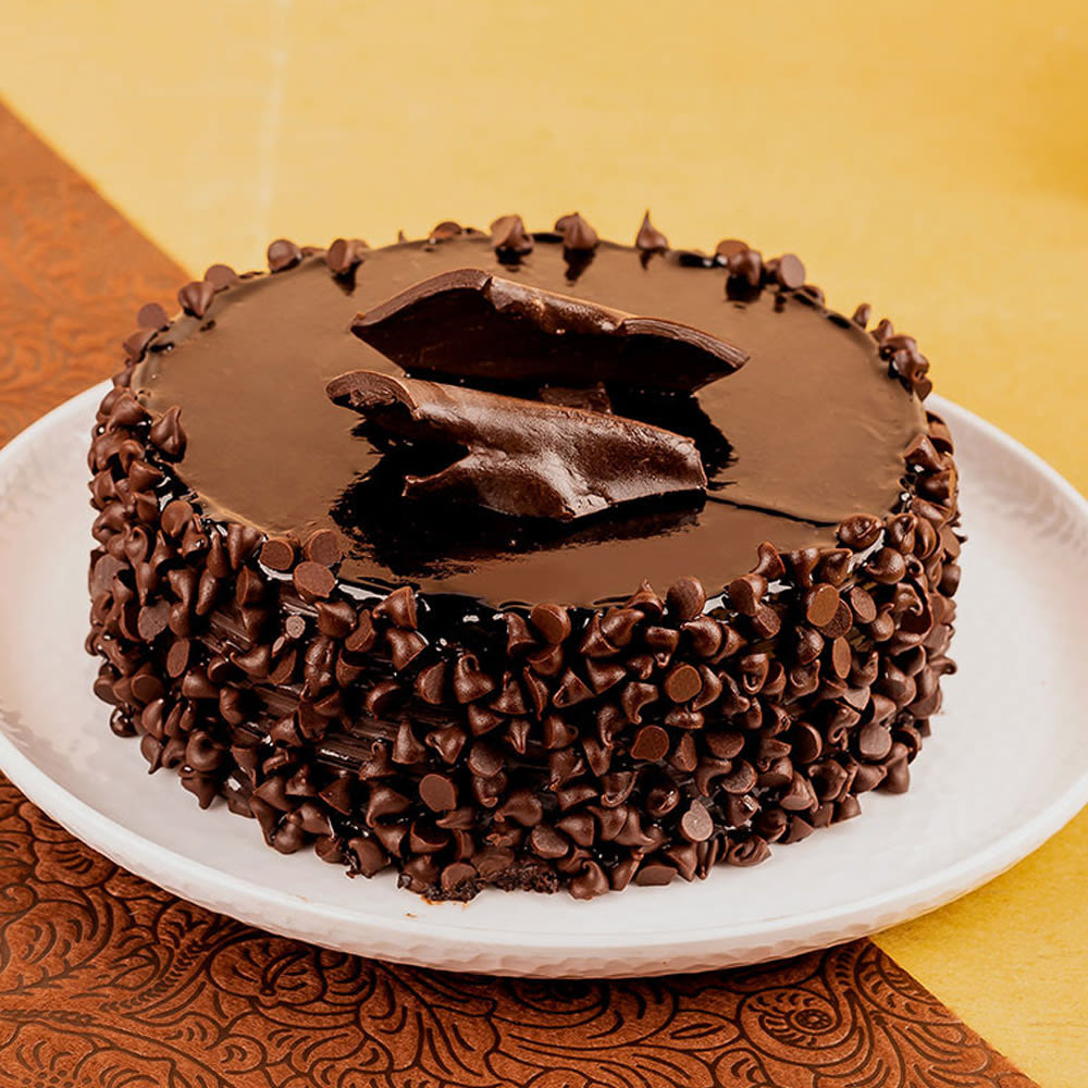 Delicious Chocolate Cake by Winni