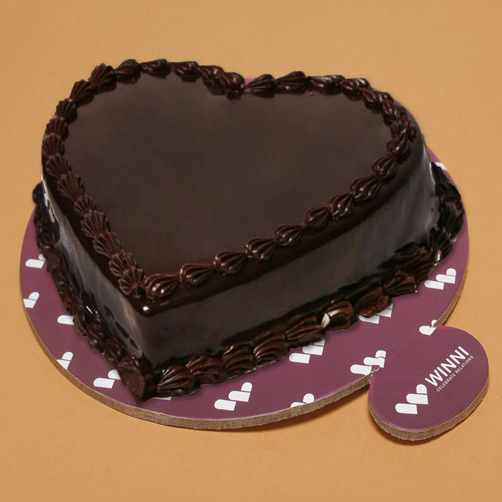 Buy/Send Chocolate Heart Shape Cake Half kg Online- Winni | Winni.in