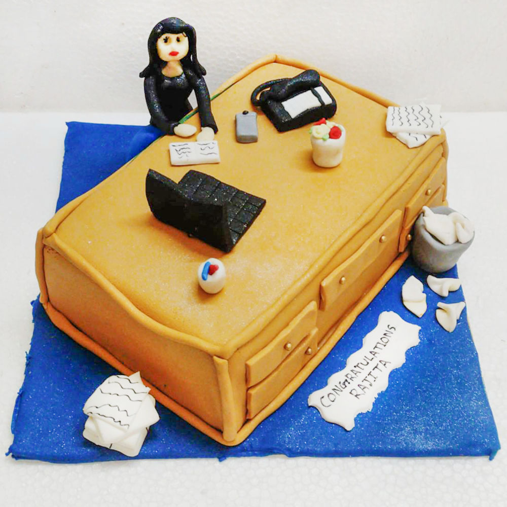 Makeup, Shopping theme cake for girlfriends birthday - - CakesDecor