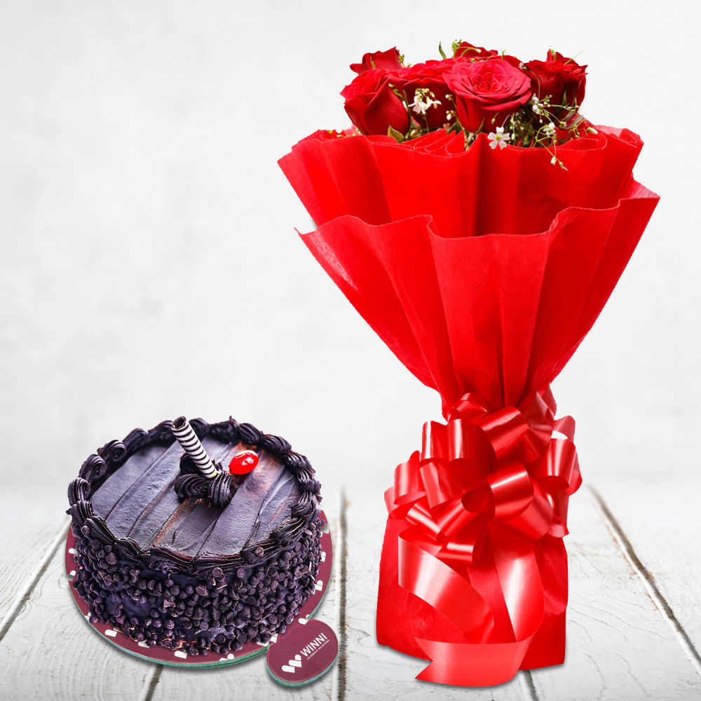 Anniversary Red Roses Bouquet Combo with Greeting Card and Mix Fruit Cake @  Best Price | Giftacrossindia