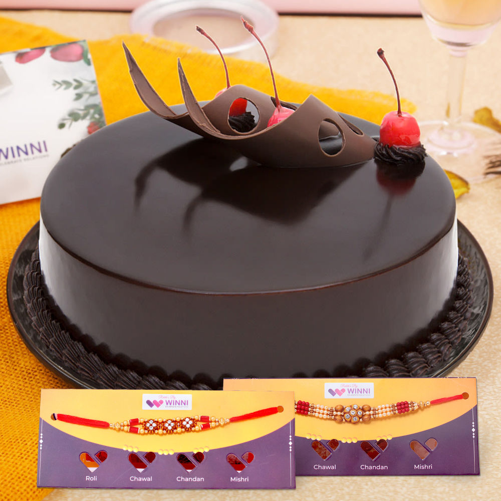 Birthday Cake Stock Photo - Download Image Now - Birthday Cake, Cake, High  Section - iStock