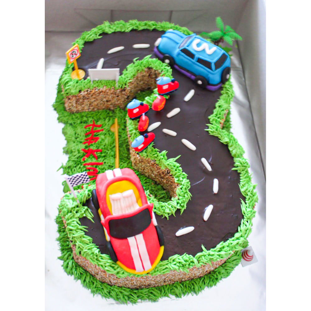 I baked this 7kg Cars-themed chocolate cake for a 4 year old's birthday  party...still need to improve : r/Baking