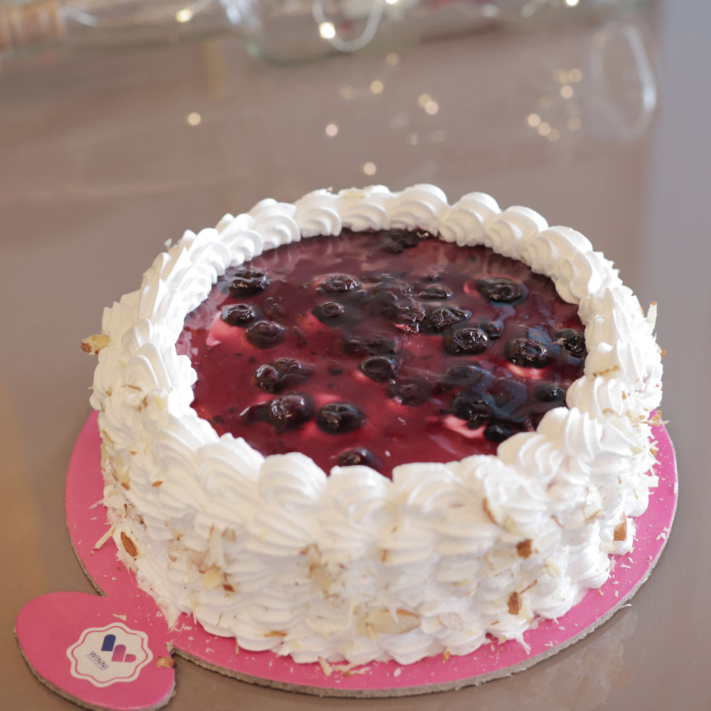 Order Online Cherry Cream Gateaux Cake Winni Winni