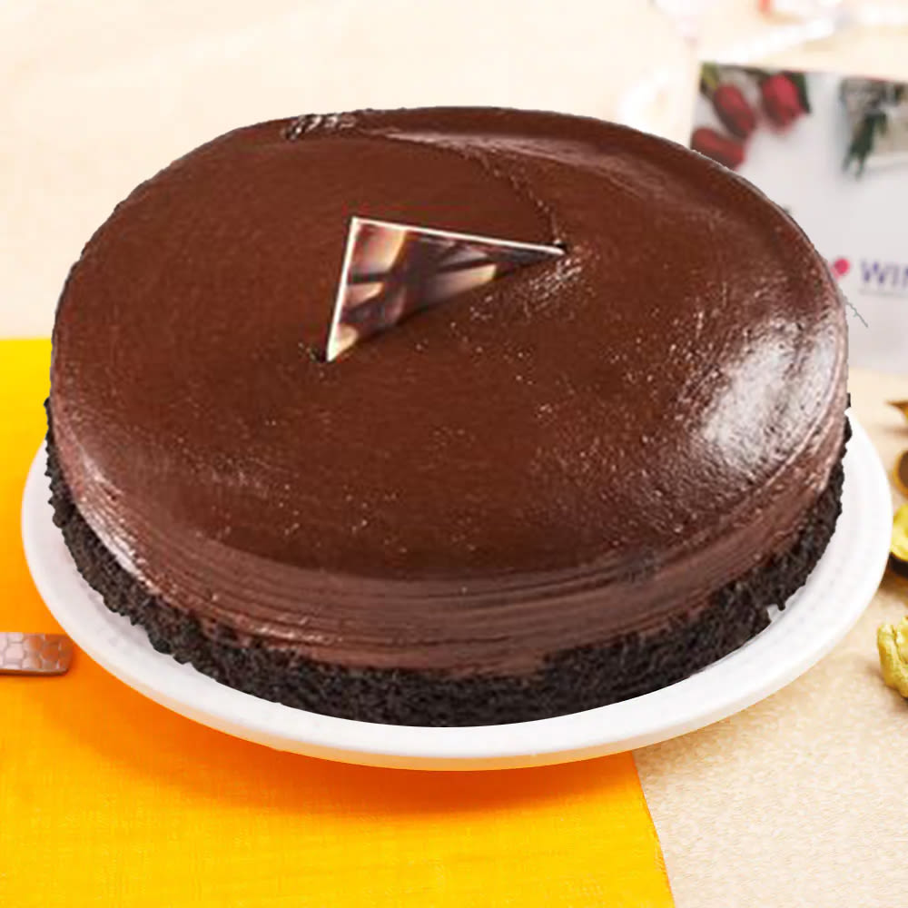 Layered Chocolate Mousse Cake 