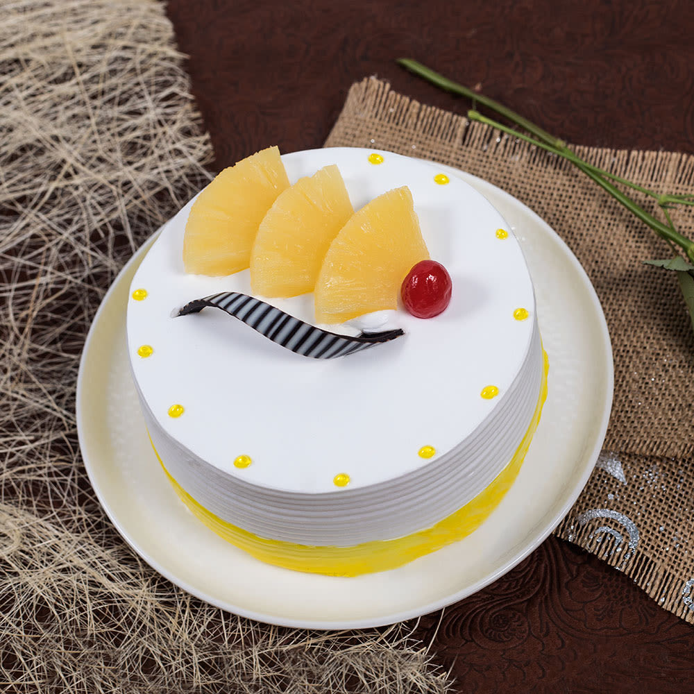 Creamy Pineapple Cake | Winni.in
