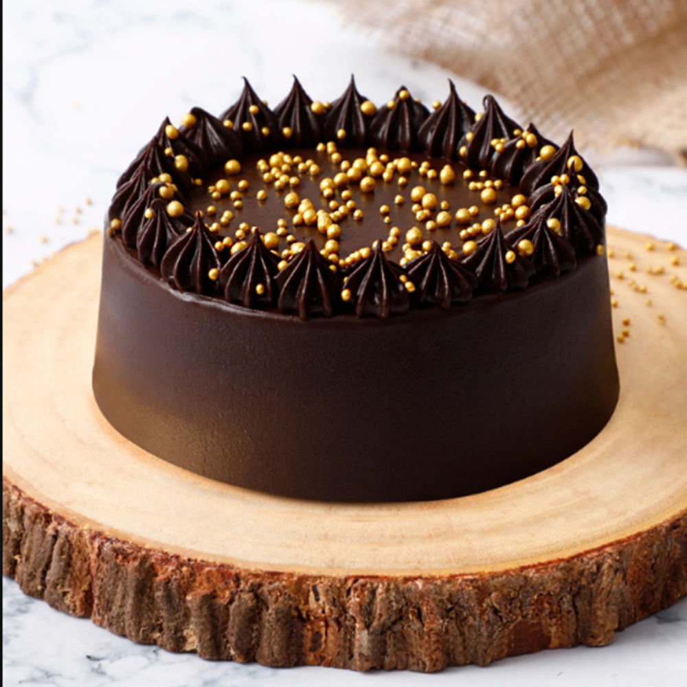 Chocolate Shine Cake Winni