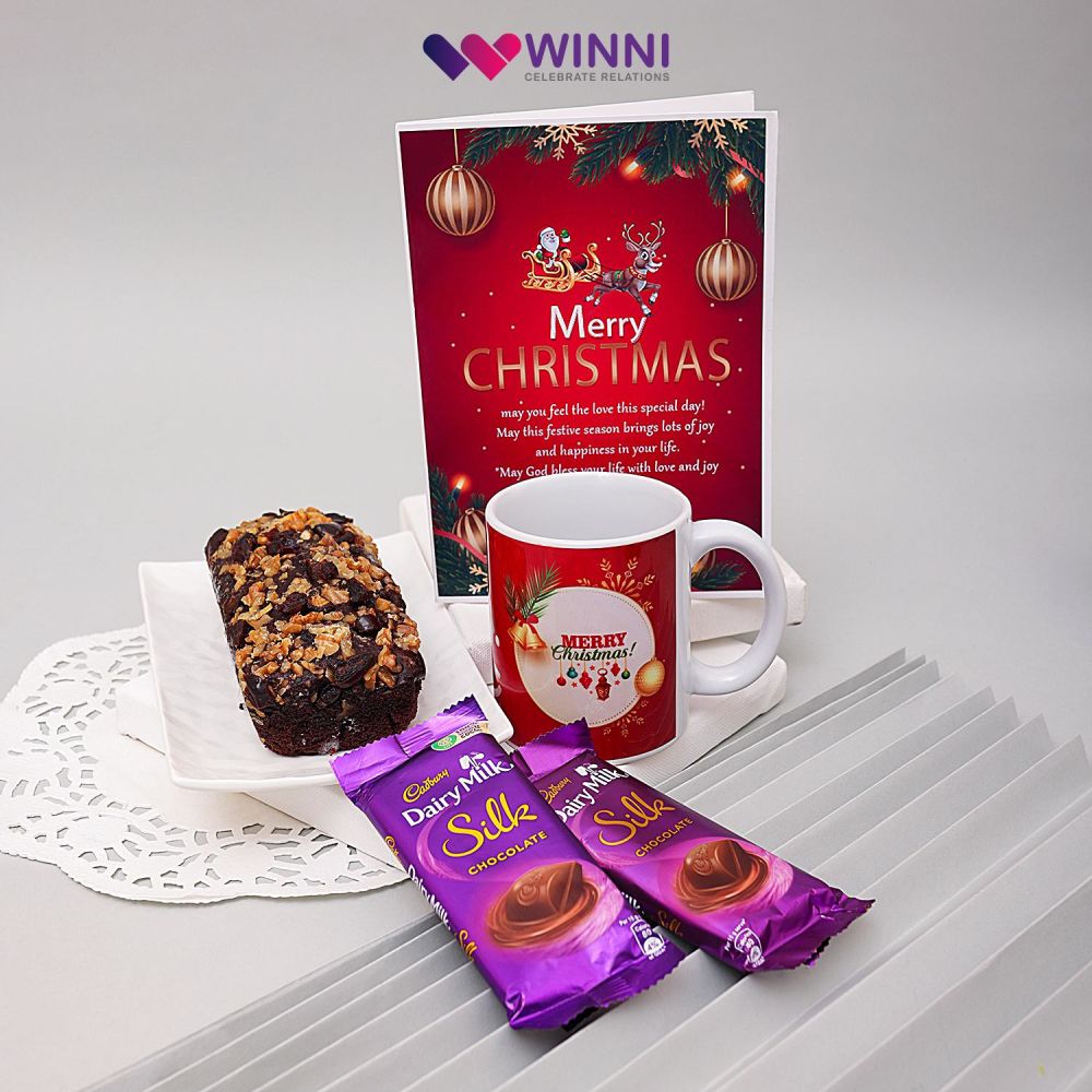 Merry Christmas Dry Cake N Chocolate Combo | Winni.in