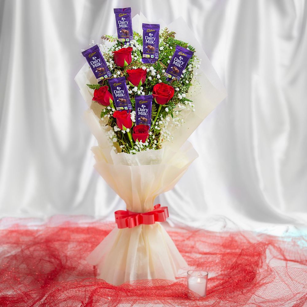 Love Affair Of Roses And Chocolates Bouquet | Winni.in