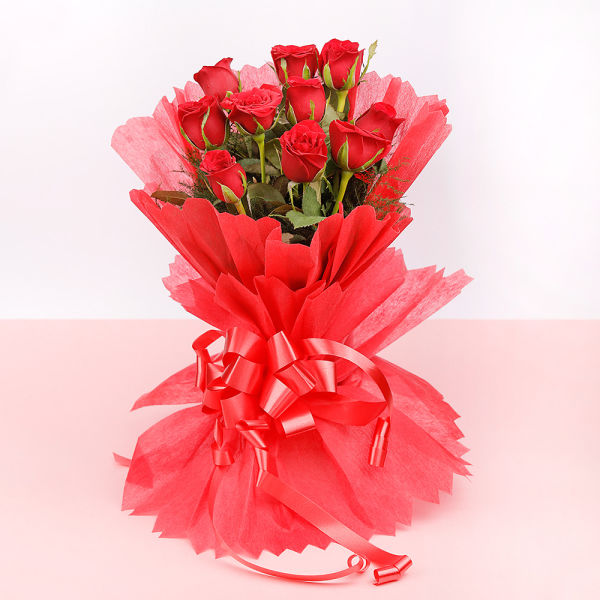 Buy/Send Beautiful Red Rose Hamper Online- Winni | Winni