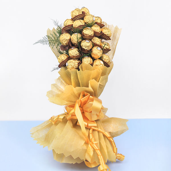 Ferrero Rocher Chocolate Candy Bouquet Winni