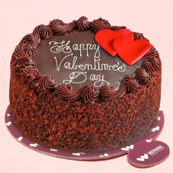 Chocolate valentines day cake | Winni