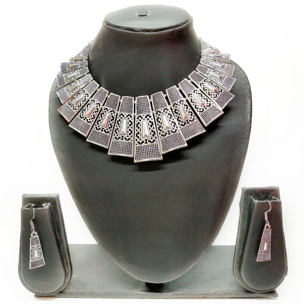 Buy Everlasting Zeal Silver Faded Necklace Set
