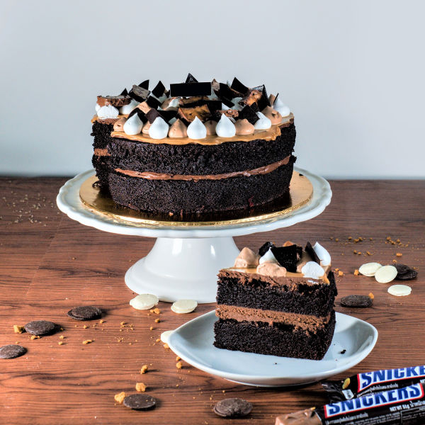 Peanut Butter Snickers Cake {Homemade Chocolate Cake Recipe}