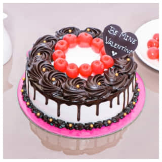 Valentine's Day Cakes Delivery | Ship Nationwide | Goldbelly