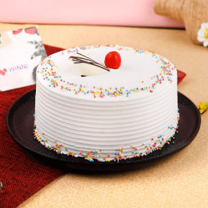 Trending Tub Cake Recipe | 5 Tub Cakes with 1 Vanilla Sponge Base | Box Cake  Recipe | Mini Cake in 2023 | Mini cakes, Box cake, Cake