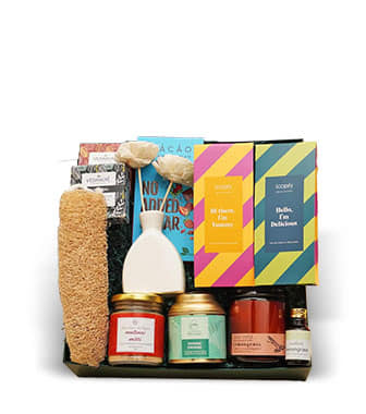 Buy New Year Hamper Gifts Online At Best Offer - Angroos