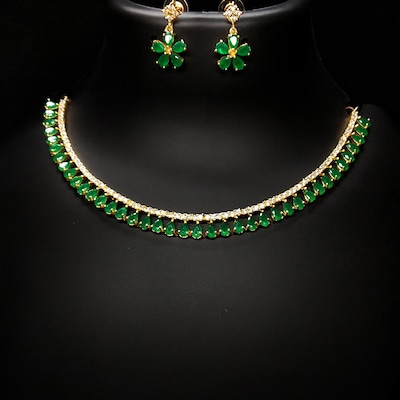 Sleek Necklace Earring Set