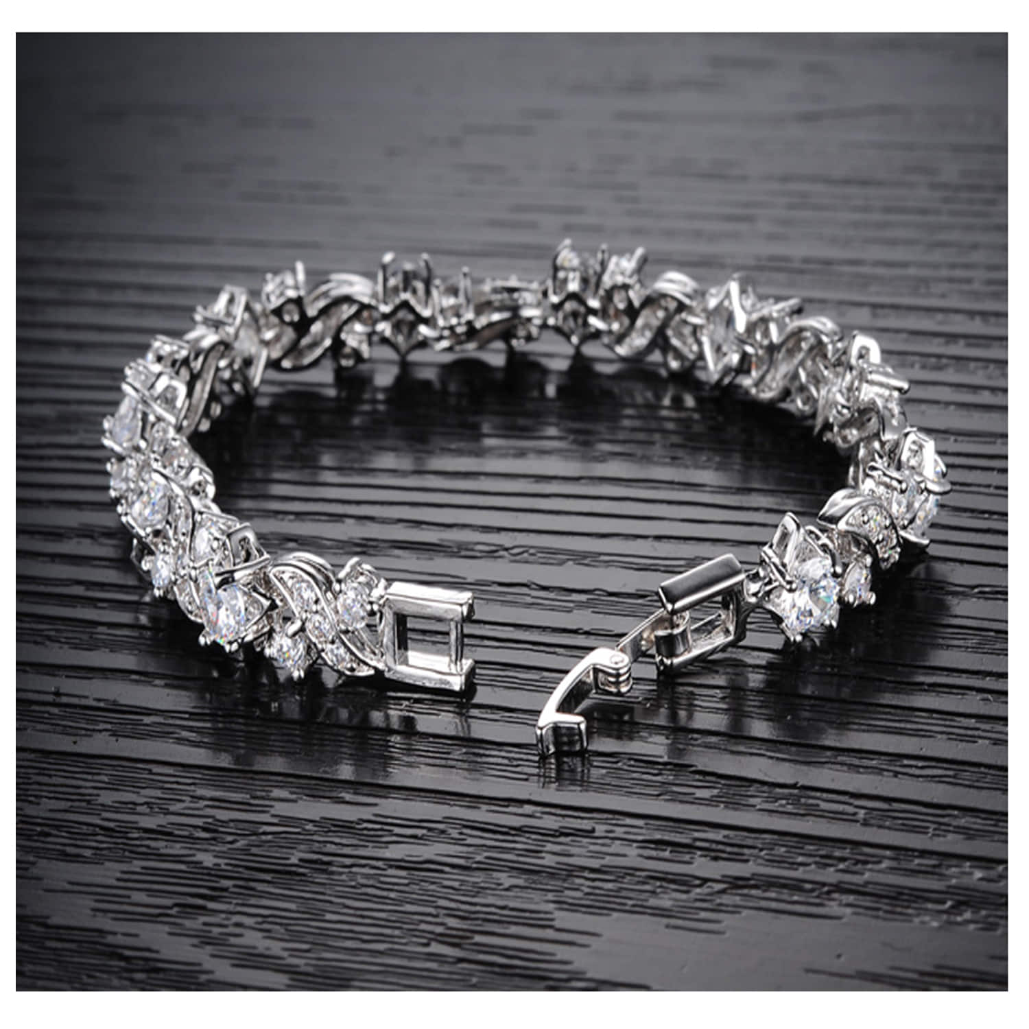 Platinum Bracelets India | Buy Bracelets Online | ORRA