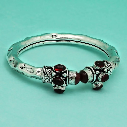 Buy Tribal Kadaa For Women