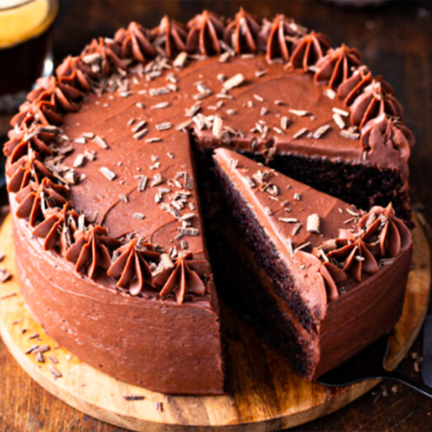 HOMEMADE CHOCOLATE CAKE: A NEW YEAR'S DELIGHT – Eat Like Moldovans