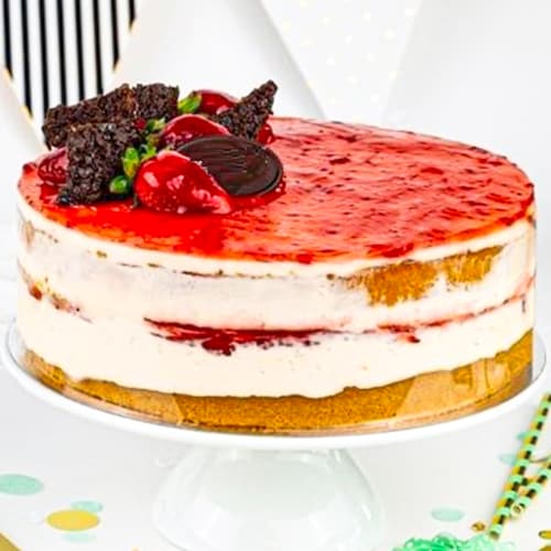 Buy Creamy Strawberry Cake