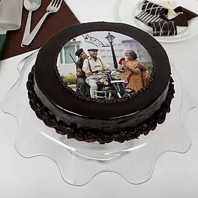 Pretty Chocolate Truffle Photo Cake