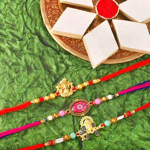 Buy Set Of Triplet N Kaju Katli