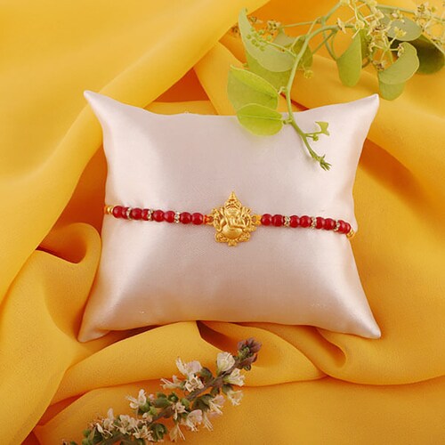 Buy Prettiest Rakhi Set