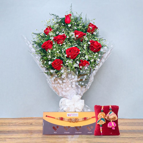 Buy Royal Res Roses Bouquet With Rakhis Set