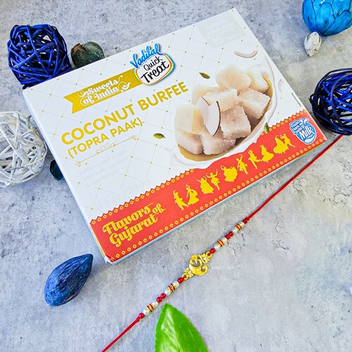 Buy Alluring Rakhi With Coconut Burfee