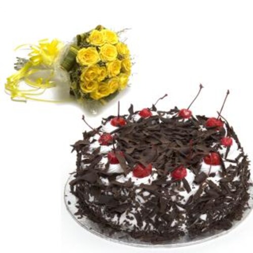 Buy Yellow Roses And Eggless Cake