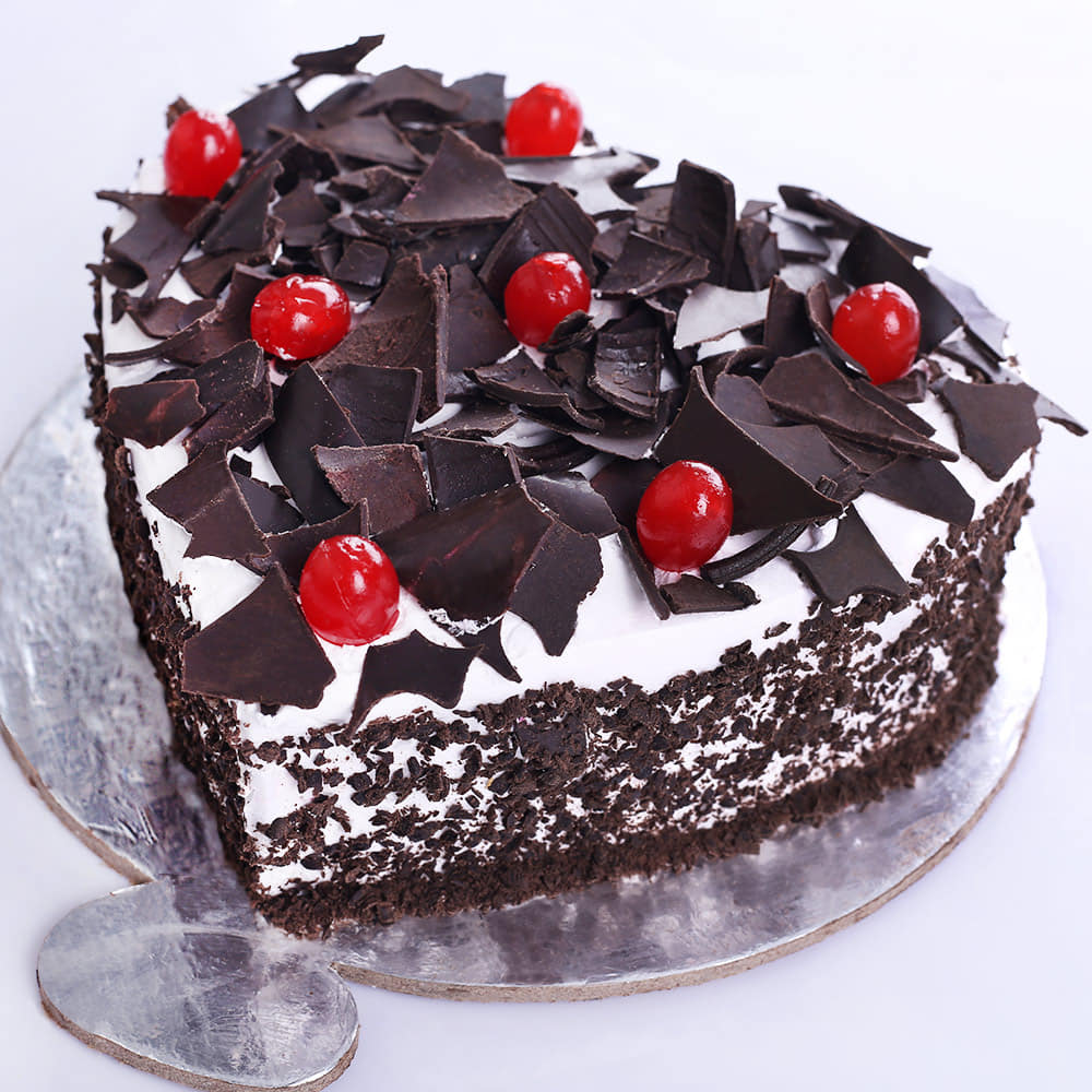 Lovely Black Forest Cake 1 Kg | Cakes to Bangalore