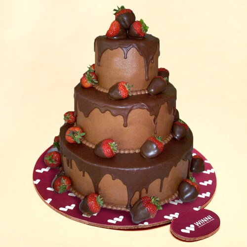 Buy Choco Strawberry Affair Cake