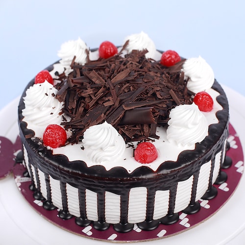 Buy Distinctive Black Forest Cake