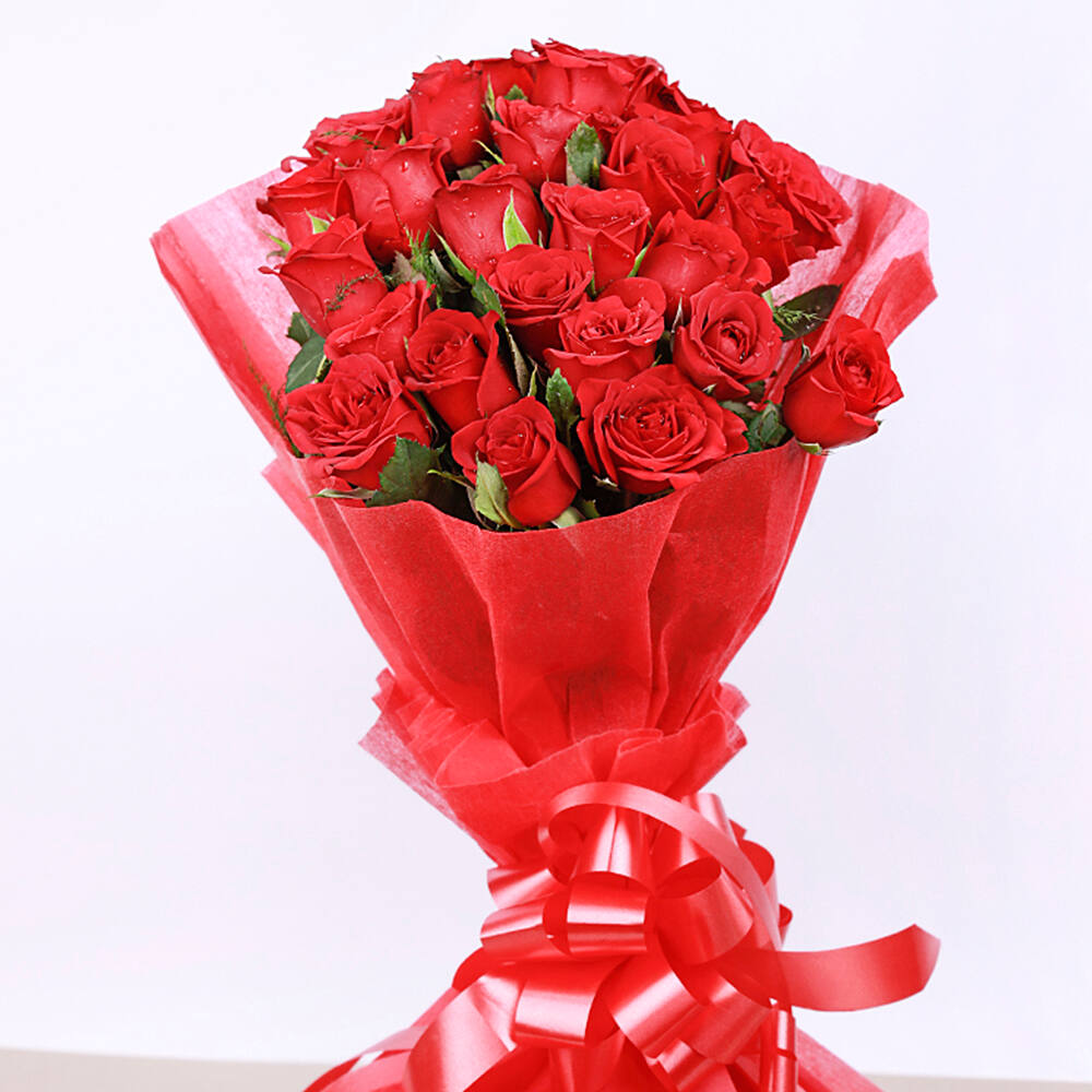 Send Bunch of 10 Red Roses Online - PGI18007GAL18 | Giftalove