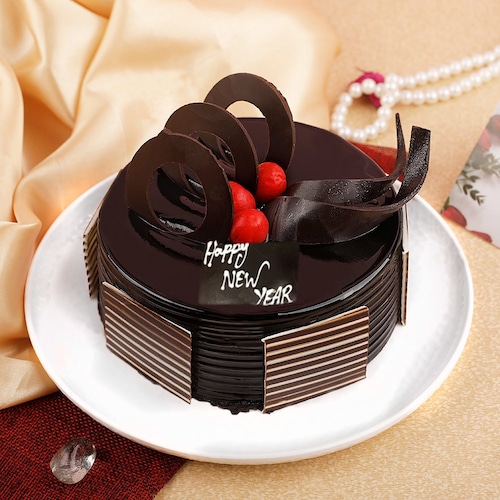 Buy Delicious New Year Cake
