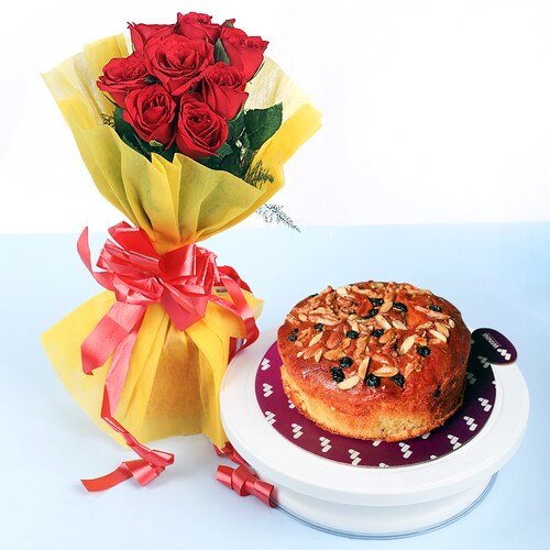Buy Plum Cakes With Roses