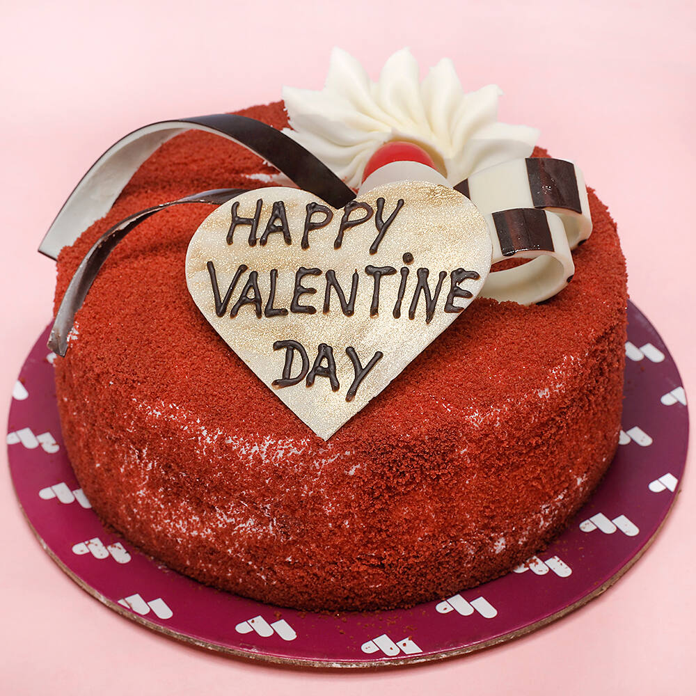 Swirl Valentine's Day Cake - Julie's Eats & Treats ®