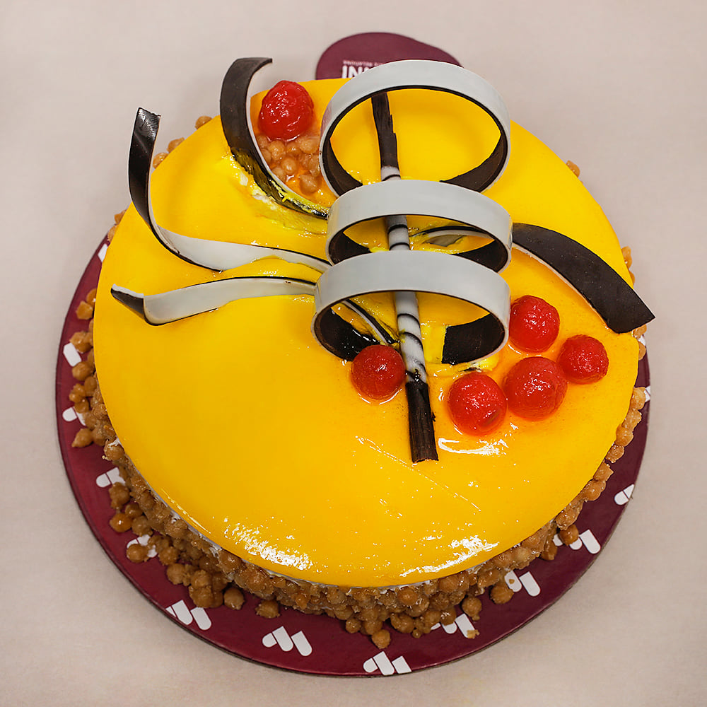 Cakes and Chocolates Combo Online | Free Shipping