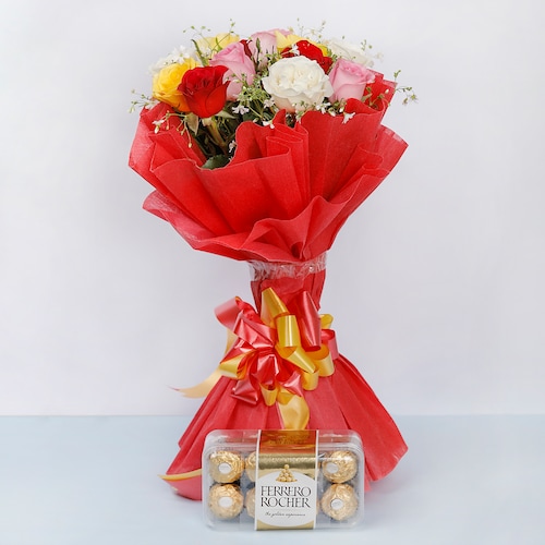 Buy Mixed Roses With Ferrero