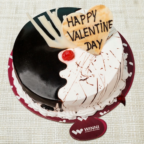 Buy Valentine Choco Vanilla Fusion Cake