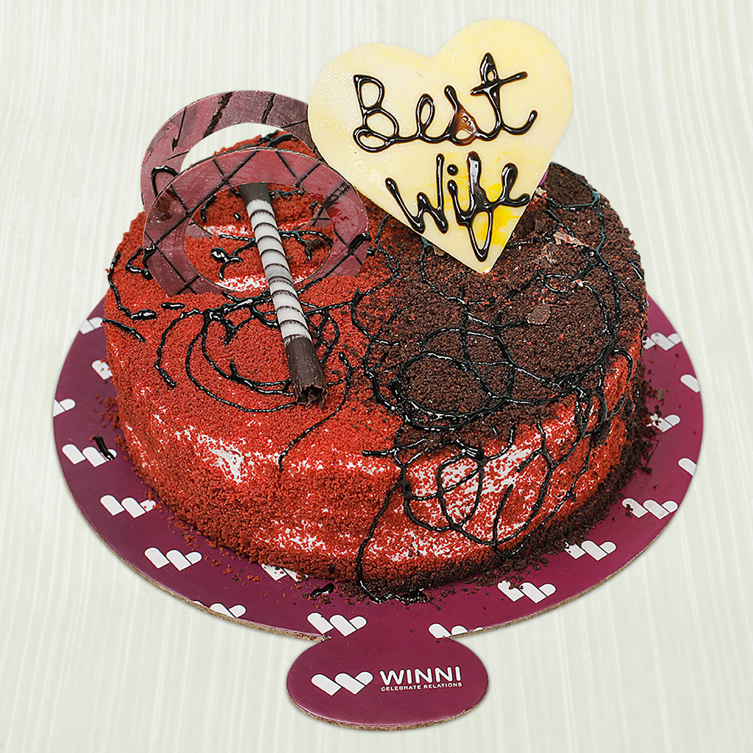 Husband Wife cake - Decorated Cake by Niha Naina - CakesDecor