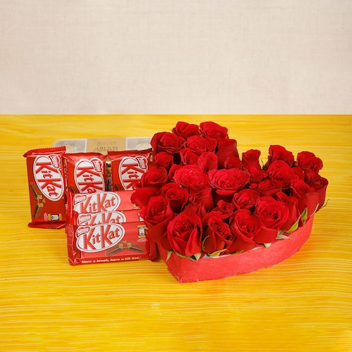 Buy 30 Red Roses And Kitkat Chocolates