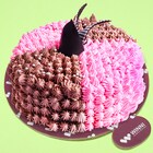 Sizzling Chocolate Strawberry Cake