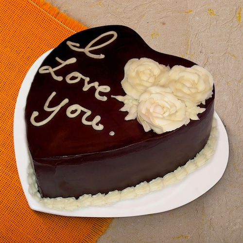 Buy Heartfelt Chocolate cake