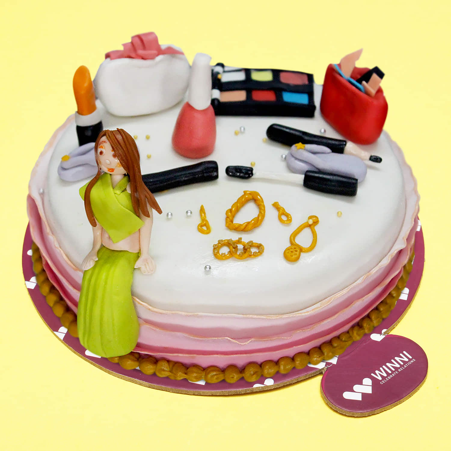 Buy/Send Fashion Designer Cake Online- Winni.in | Winni.in