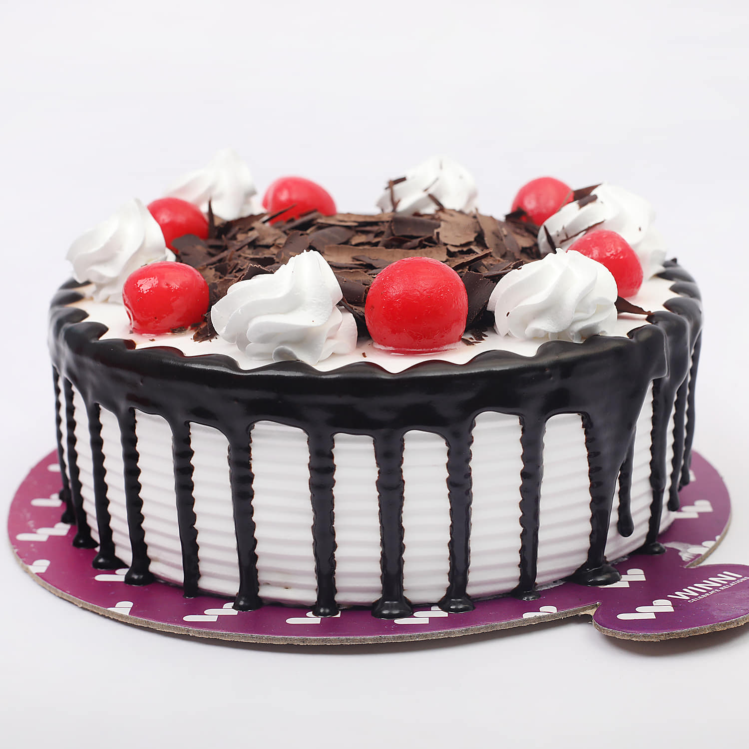 Buy/Send Seven Hearty Cake Half kg Online- Winni | Winni.in